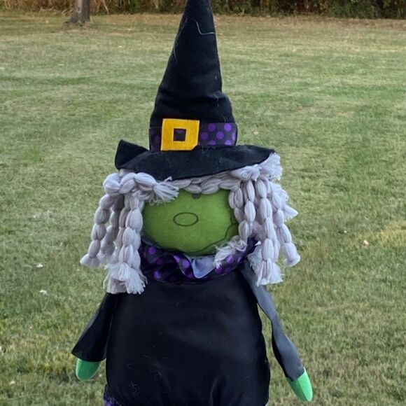 🧙‍♀️ New Greenbrier International Halloween Standing Witch, 20” Tall - Picture 6 of 9